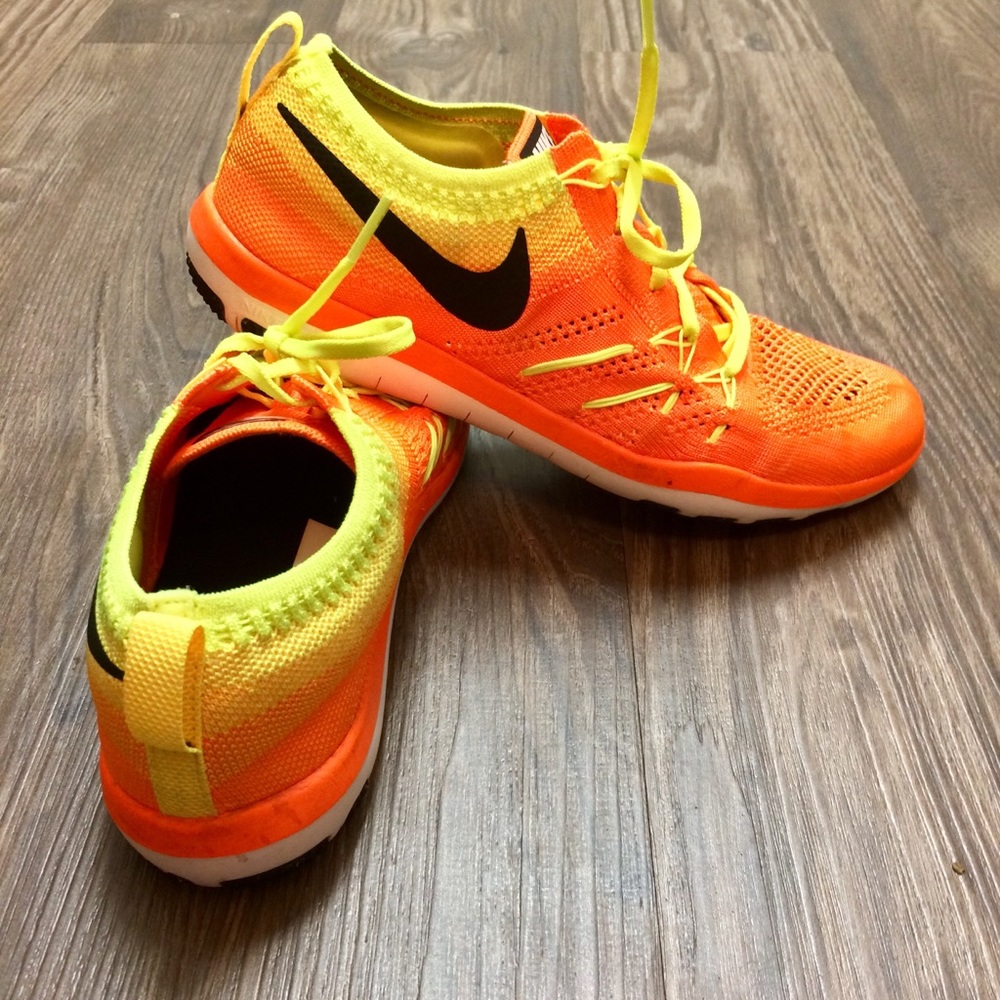 Women's Nike Free TR Focus Flyknit - size 6
